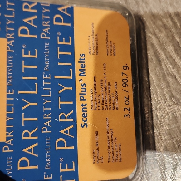 NWT PartyLite 3.2 oz SX616 Tropical Waters Scent Plus Melts - Picture 3 of 4